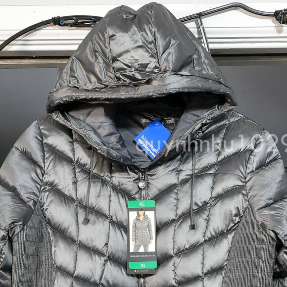 Women Bernardo Ladies Packable Quilted Jacket in charcoal color . - Picture 3 of 10